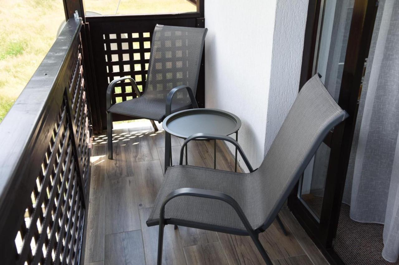 Casa Poienarilor Hotel Simbata de Sus Ngoại thất bức ảnh